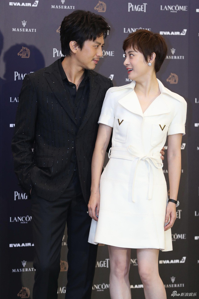 Đặng Siêu và Tôn Lệ: 2 đường thẳng song song nhờ câu thoại trong phim vận vào người mà thành cuộc hôn nhân cổ tích của Cbiz