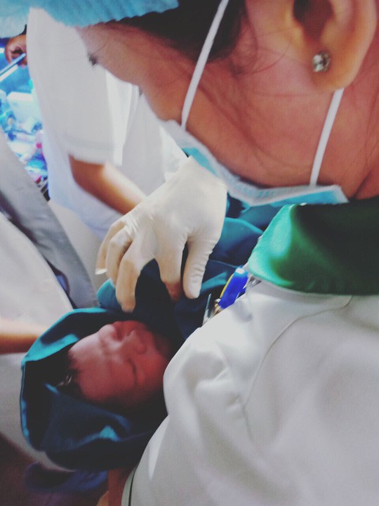 Nhân viên bán vé đỡ đẻ thành công... trong nhà vệ sinh Bến xe Miền Đông Nhân viên bán vé đỡ đẻ thành công... trong nhà vệ sinh Bến xe Miền Đông