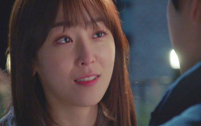 Tôi vừa trải qua cơn thập tử nhất sinh trên bàn đẻ, mẹ chồng đã ép phải nộp 50 triệu vì lý do khiến tôi ngàn lần căm phẫn