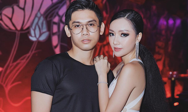 Ca sĩ Đại Nhân nhập viện vì tai biến, gần liệt nửa người và méo miệng