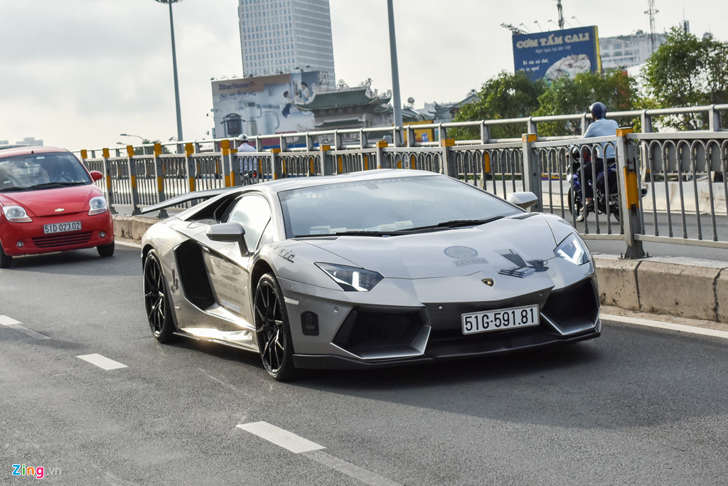 Tiền nhiều, ông Đặng Lê Nguyên Vũ sắm những siêu xe gì?