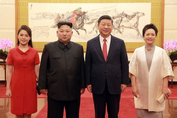 Nhan sắc yêu kiều của nữ ca sĩ là phu nhân ông Kim Jong Un, biểu tượng thời trang Triều Tiên