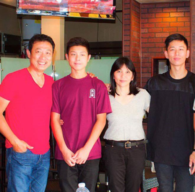 Danh tính người vợ chung sống gần 30 năm ít lộ diện của danh hài Vân Sơn