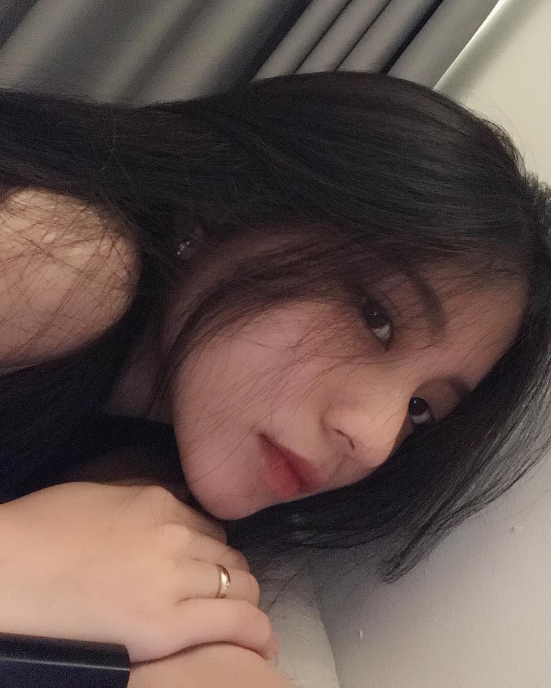 Biết Việt Nam có cả rổ girl xinh nhưng Bâu mới chính là người được gọi tên nhiều nhất trên các diễn đàn gái đẹp