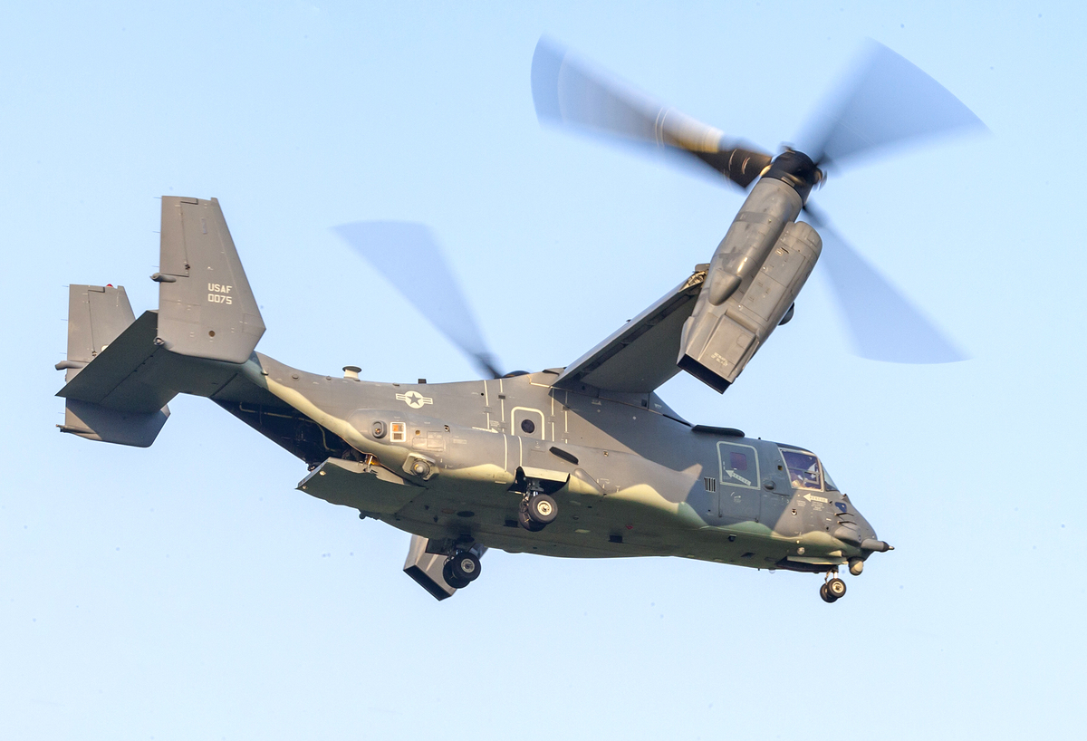 Hàng loạt máy bay tiền trạm của ông Trump đáp xuống Đà Nẵng