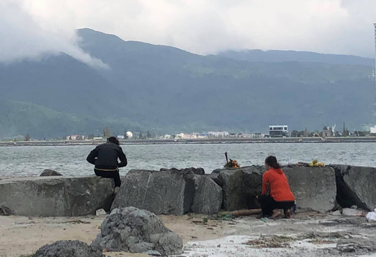 Rúng động: Cha nhẫn tâm sát hại con gái rồi ném xác xuống sông Hàn phi tang