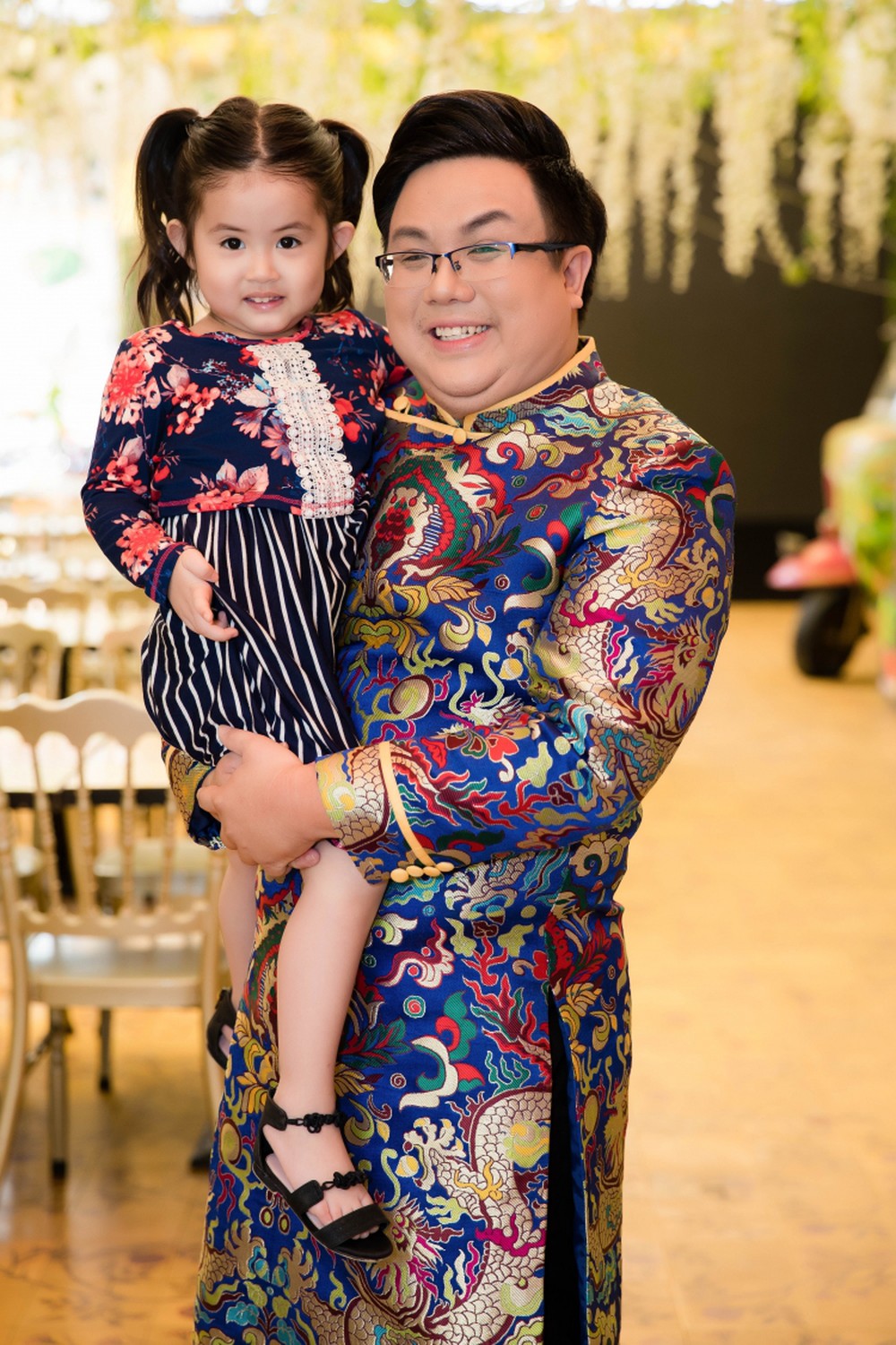 Trong lúc Lâm Vinh Hải bị vợ cũ tố vô trách nhiệm với con, Gia Bảo bất ngờ có chia sẻ gây chú ý: Đàn ông nên có trách nhiệm lo toàn bộ 100% tiền học phí của con