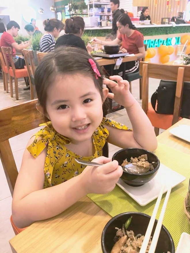 Trong lúc Lâm Vinh Hải bị vợ cũ tố vô trách nhiệm với con, Gia Bảo bất ngờ có chia sẻ gây chú ý: Đàn ông nên có trách nhiệm lo toàn bộ 100% tiền học phí của con