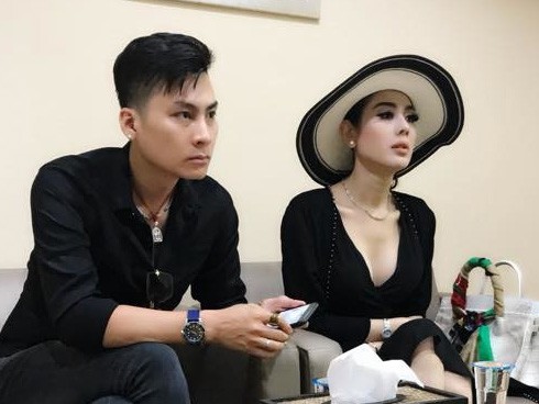 Không chỉ gây chú ý ở Vbiz, chuyện Lâm Khánh Chi có con trai nhờ phương pháp mang thai hộ còn gây bão cộng đồng mạng xứ Trung