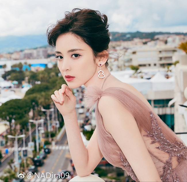 Dung nhan của thần tiên tỷ tỷ tộc người đẹp nhất Trung Á