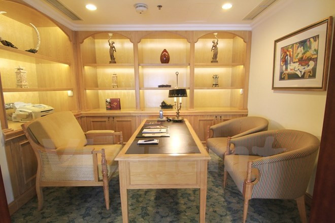 Ngất ngây phòng nghỉ sang trọng của các Tổng thống Mỹ từng đến Hà Nội