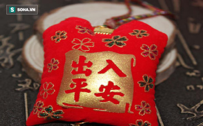 Lên chùa xin bùa bình an cần lưu ý 4 điều kiêng kị để có 1 năm may mắn chiêu tài hút lộc