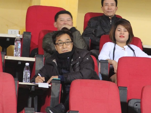 Hà Nội 10-0 NagaWorld: Oseni lập cú poker, Hà Nội hủy diệt đội bóng của Campuchia tại Hàng Đẫy