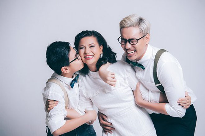 Cát Phượng nhắn nhủ Kiều Minh Tuấn nhân ngày sinh nhật: Không ai nói trước được điều gì. Chỉ biết hiện tại, chúng tôi thật sự tay vẫn còn trong tay