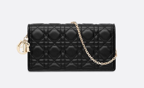 Phu nhân nhà lãnh đạo Kim Jong-un: Người phụ nữ học hỏi phong cách Hoàng gia, làm nên cuộc cách mạng thời trang cho phái đẹp Triều Tiên