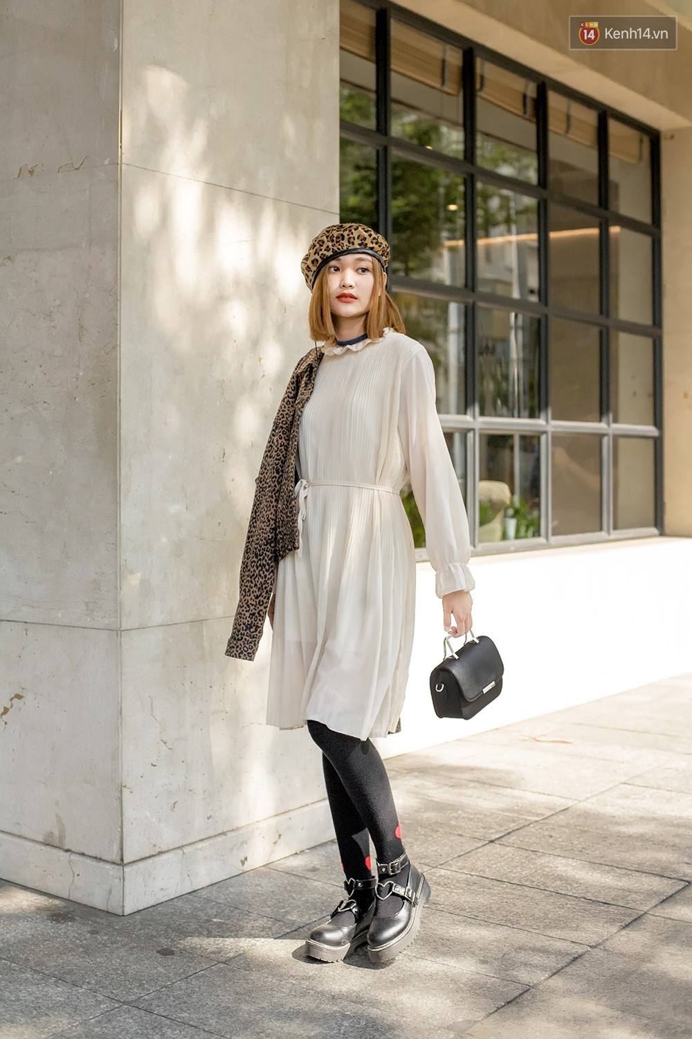 Street style 2 miền: miền Nam trẻ trung phá cách, miền Bắc dịu dàng nữ tính đậm chất Hàn Quốc