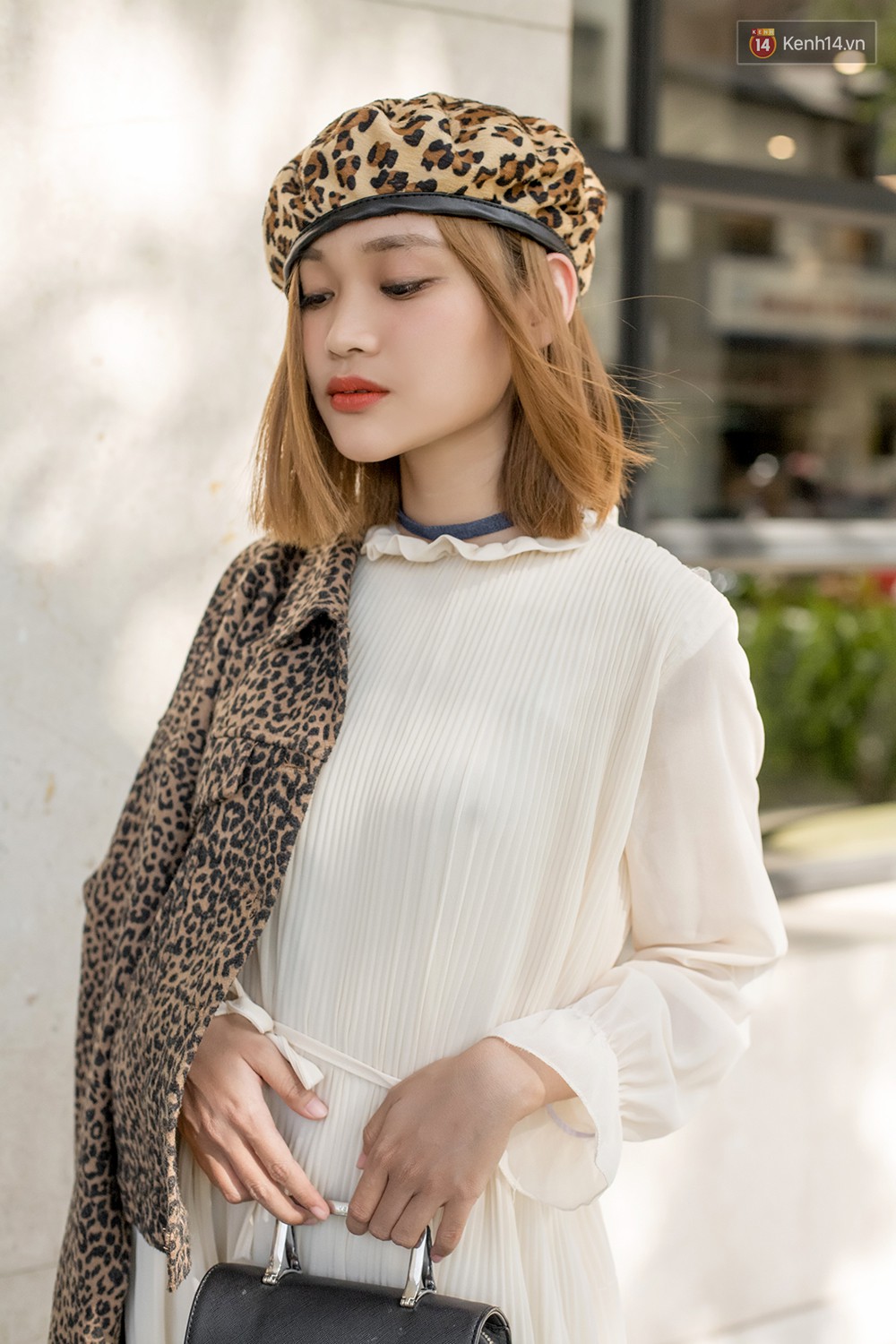 Street style 2 miền: miền Nam trẻ trung phá cách, miền Bắc dịu dàng nữ tính đậm chất Hàn Quốc