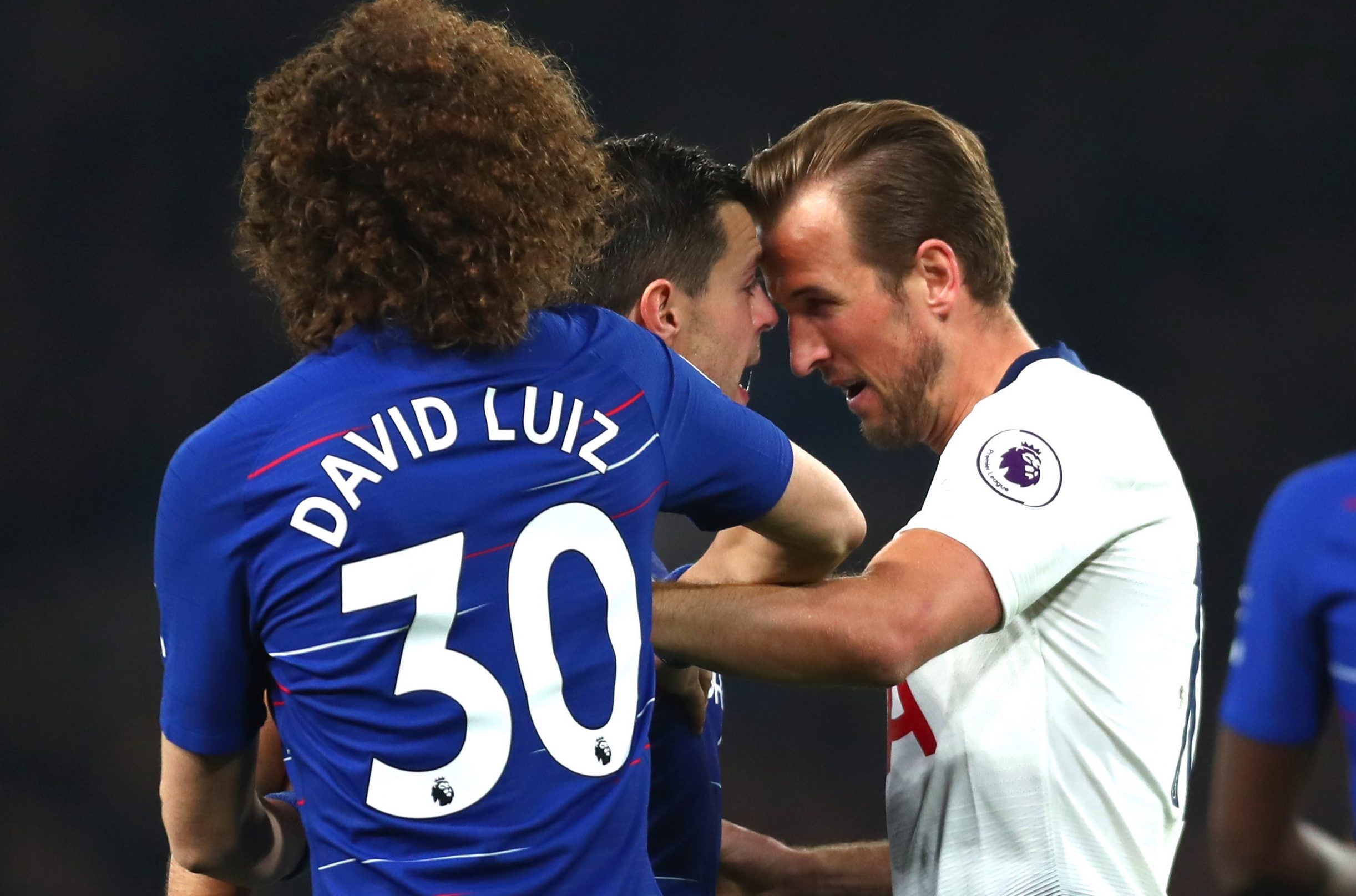 Harry Kane đối diện án phạt treo giò 3 trận vì dùng thiết đầu công với đối thủ
