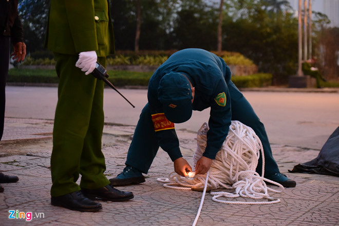 Tổng thống Trump cảm ơn Việt Nam sau khi đặt chân tới Hà Nội