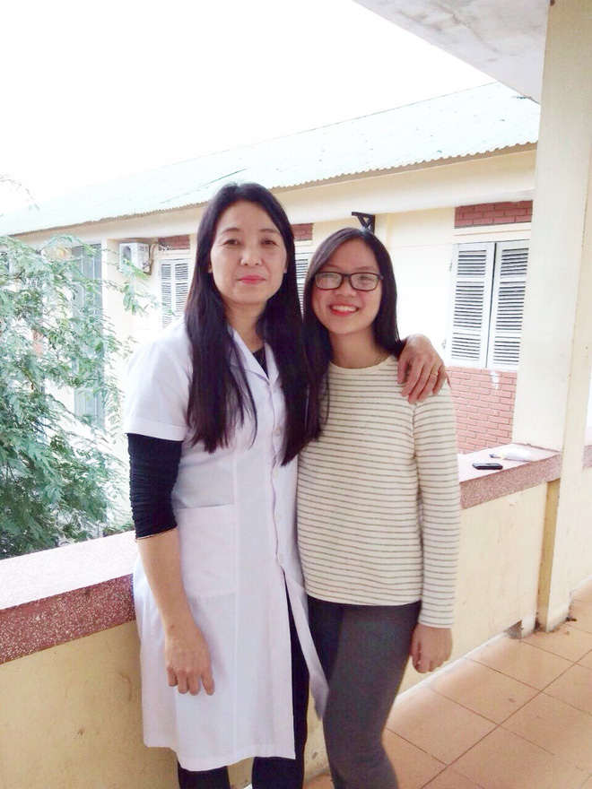 Đăng ảnh mẹ ngất trên sàn bệnh viện, cô gái tiết lộ chuyện ít biết về các bác sĩ khoa sản