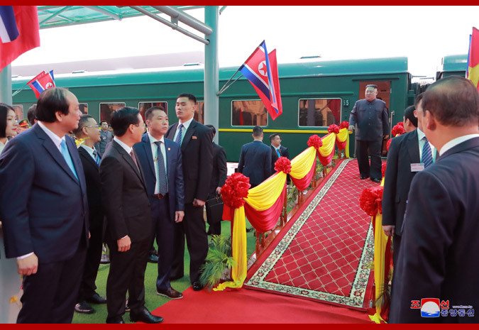 KCNA công bố hình ảnh hiếm về ngày đầu ông Kim Jong Un tại Việt Nam