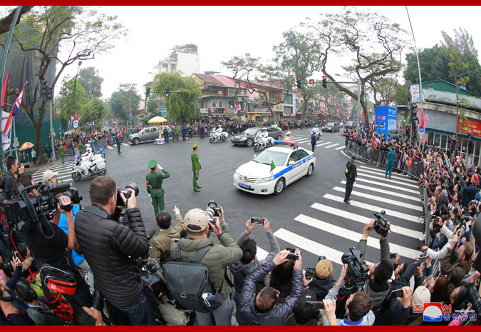 KCNA công bố hình ảnh hiếm về ngày đầu ông Kim Jong Un tại Việt Nam