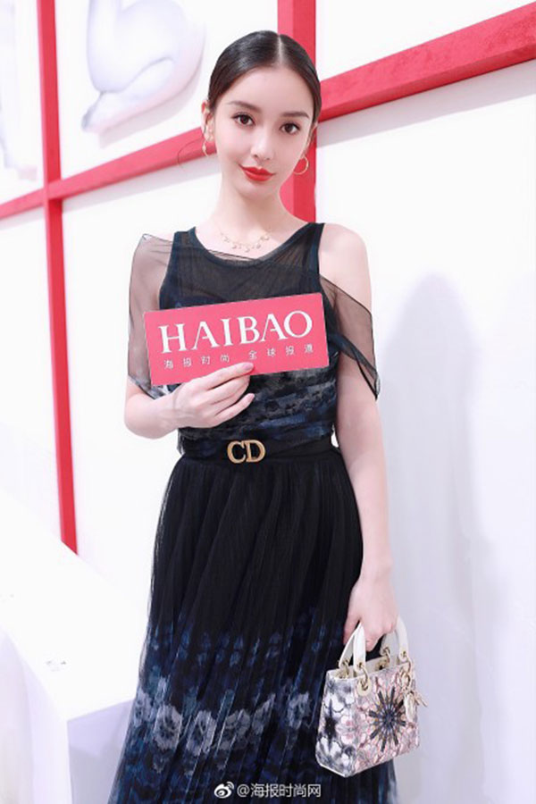 Lại duyên nợ tại show Dior: Angela Baby đen toàn tập, Suzy đụng hàng đồ cũ của đàn chị