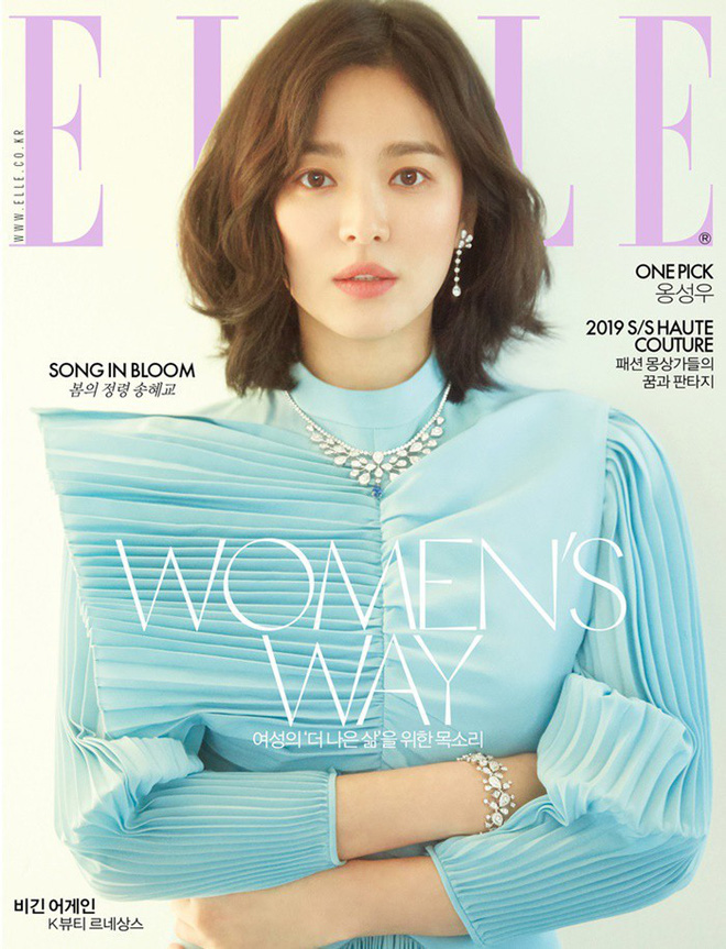 Chính nhờ kiểu makeup sương sương, Song Hye Kyo mới áp đảo Han Ye Seul khi đụng hàng Chính nhờ kiểu makeup sương sương, Song Hye Kyo mới áp đảo Han Ye Seul khi đụng hàng
