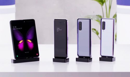 Mua smartphone gập trong năm 2019 có thể là sai lầm lớn