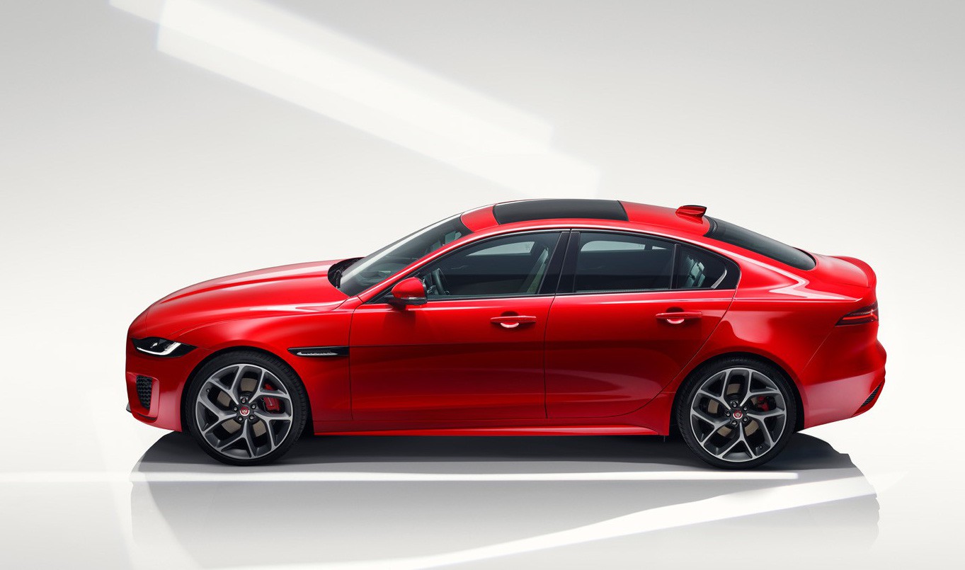 Hé lộ thông tin Jaguar XE 2019 sắp bán tại Việt Nam, cạnh tranh Mercedes-Benz C-Class mới
