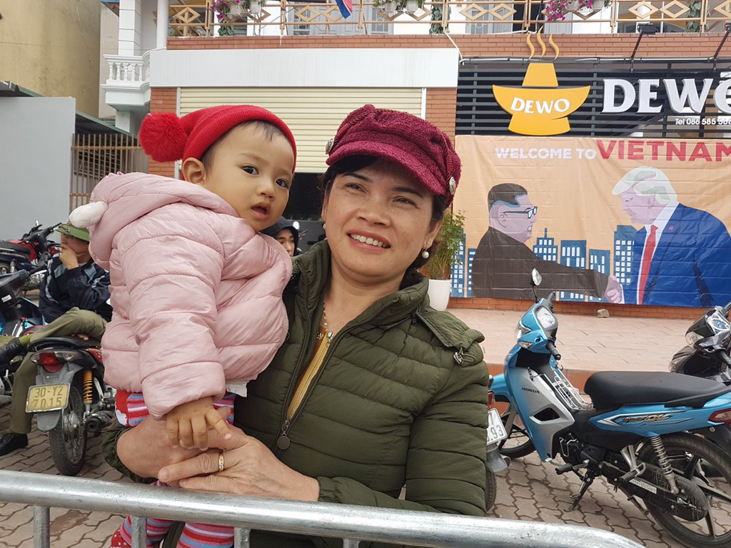 Những cơn sốt trên đường phố Hà Nội vì ông Kim Jong Un