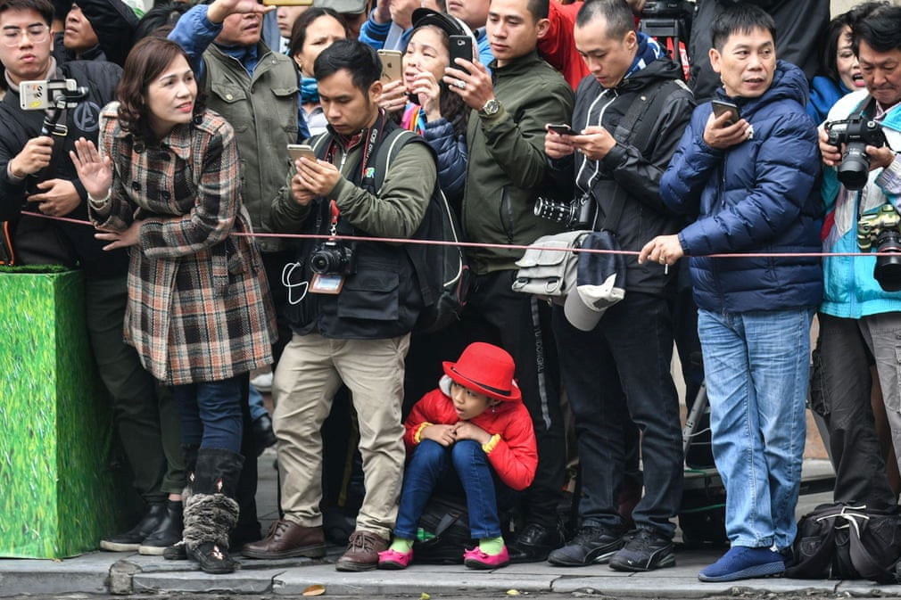 Những cơn sốt trên đường phố Hà Nội vì ông Kim Jong Un