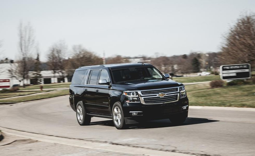 Chevrolet Suburban: Mãnh tướng trong đoàn xe bảo vệ Donald Trump