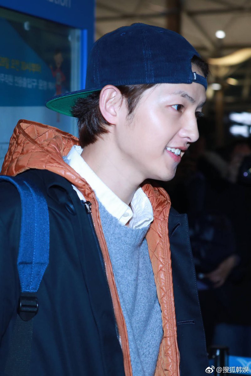 Soi ra sự thật về bức ảnh dẫn đến tin đồn Song Joong Ki và Song Hye Kyo ly hôn