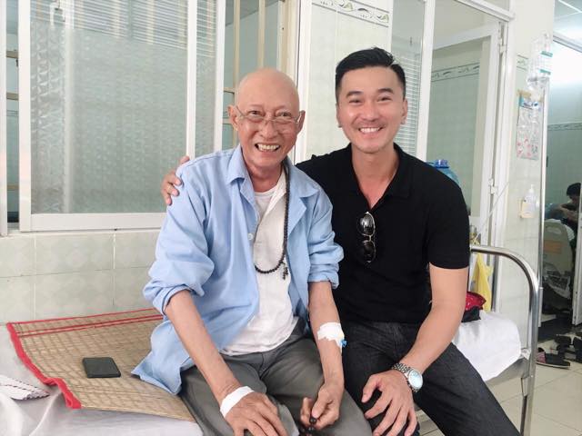 Sau một thời gian điều trị ung thư, sức khỏe của nghệ sĩ Lê Bình đang dần ổn định, sắc mặt hồng hào hơn trước