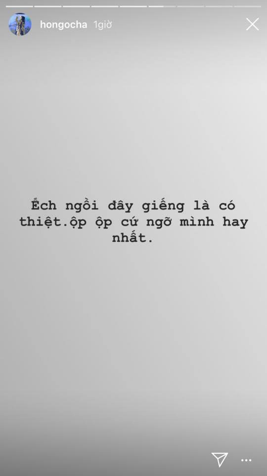 Sau phát ngôn hết duyên làm bạn nhưng vẫn là đồng nghiệp của Lệ Quyên, Hồ Ngọc Hà liên tục đăng trạng thái đầy ẩn ý