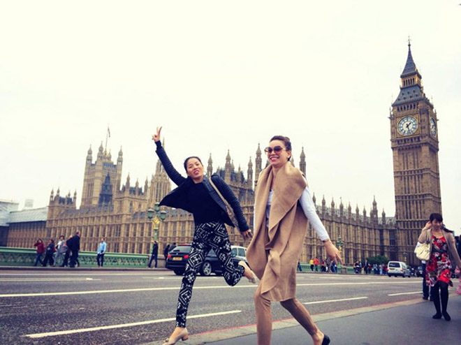 Sau phát ngôn hết duyên làm bạn nhưng vẫn là đồng nghiệp của Lệ Quyên, Hồ Ngọc Hà liên tục đăng trạng thái đầy ẩn ý