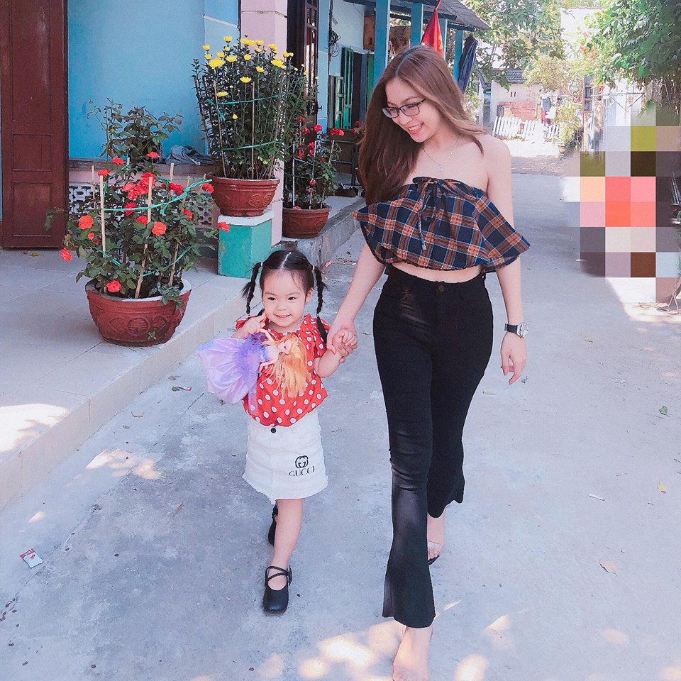 Bạn gái Quang Hải tiếp tục bị ném đá vì pr thuốc giảm cân