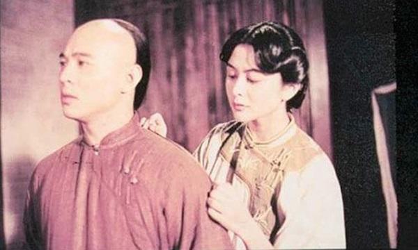 Mỹ nhân đẹp nhất Hong Kong được Lưu Đức Hoa tỏ tình và nỗi tủi nhục lấy chồng giàu