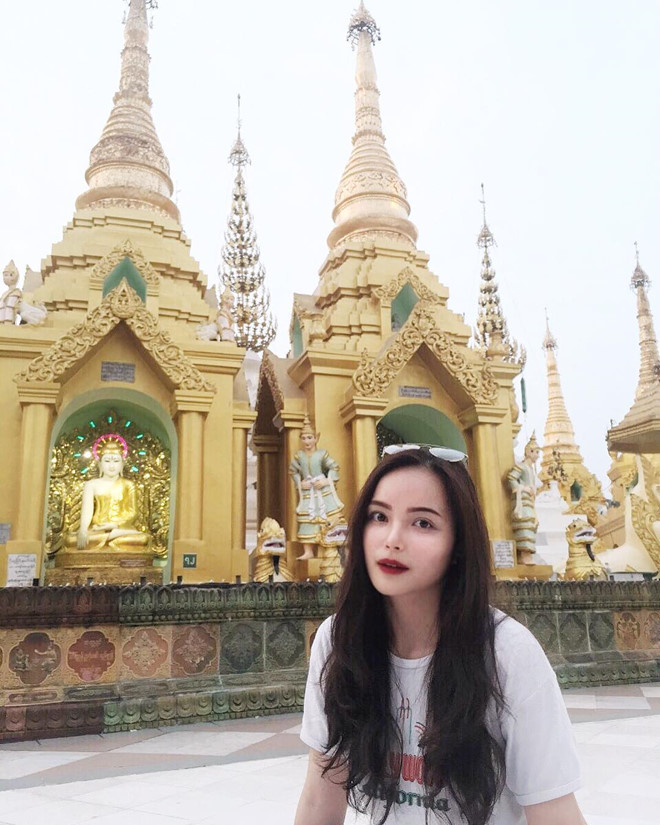 9X tặng hoa Tổng thống Trump từng đoạt giải Hoa khôi Nét đẹp Tràng An