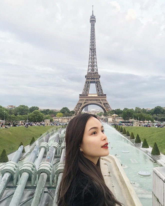 9X tặng hoa Tổng thống Trump từng đoạt giải Hoa khôi Nét đẹp Tràng An