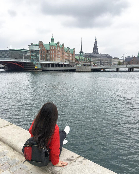 9X tặng hoa Tổng thống Trump một năm đi du lịch hơn 10 quốc gia