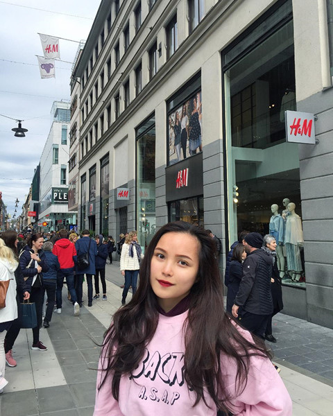 9X tặng hoa Tổng thống Trump một năm đi du lịch hơn 10 quốc gia