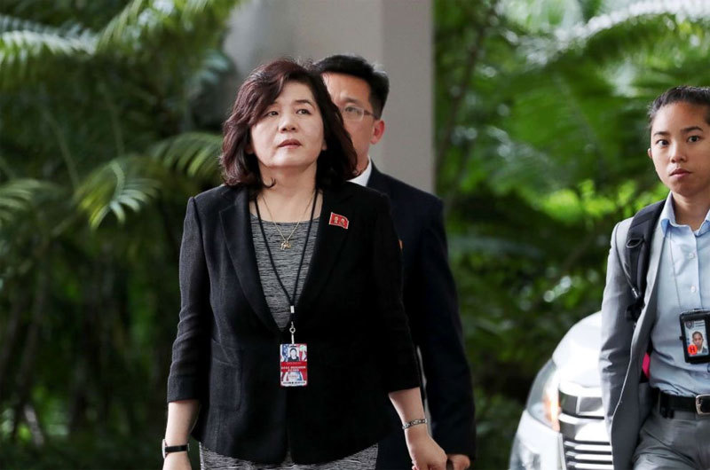 Nữ thứ trưởng cực thông minh tháp tùng ông Kim Jong Un ở Hà Nội