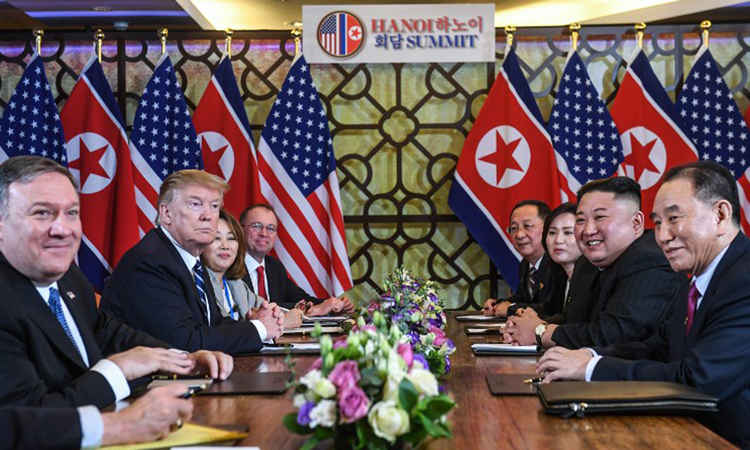 Nhân viên Nhà Trắng và an ninh Triều Tiên tranh cãi khi lãnh đạo đang họp