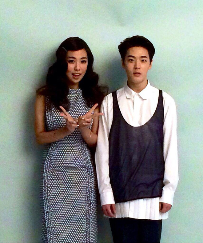 Chân dung nữ phóng viên Hàn gây sốt mạng xã hội Việt