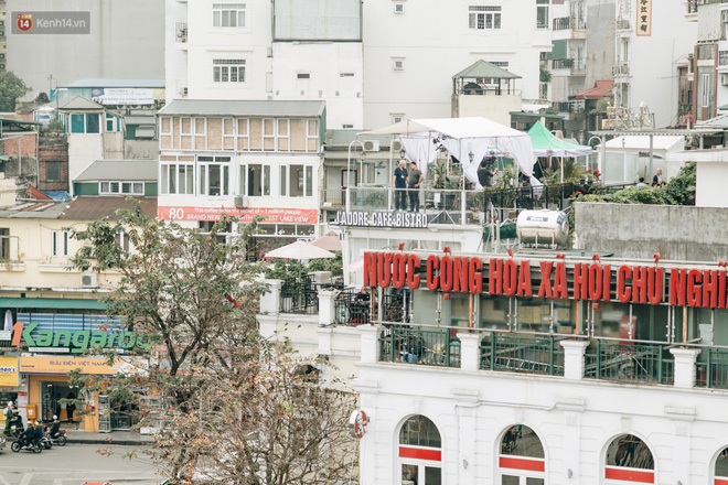 Vì sao các hãng thông tấn quốc tế đều chọn những nóc nhà của Hà Nội để đưa tin về Hội nghị thượng đỉnh Mỹ - Triều?