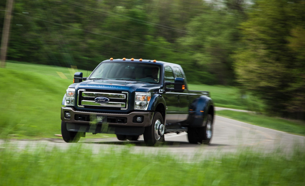 Tân binh Ford F-350 Super Duty trong đoàn xe hộ tống ông Trump Tân binh Ford F-350 Super Duty trong đoàn xe hộ tống ông Trump
