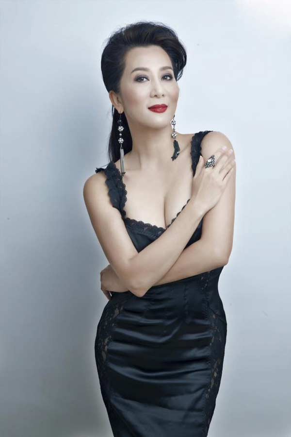 MC Kỳ Duyên: Nếu vợ chồng Việt Hương có người thứ ba, tôi muốn làm vợ bé chen vào