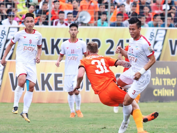 Ngoại binh Đà Nẵng không trách cứ dù bị gãy xương sườn sau pha vào bóng của Ngọc Hải